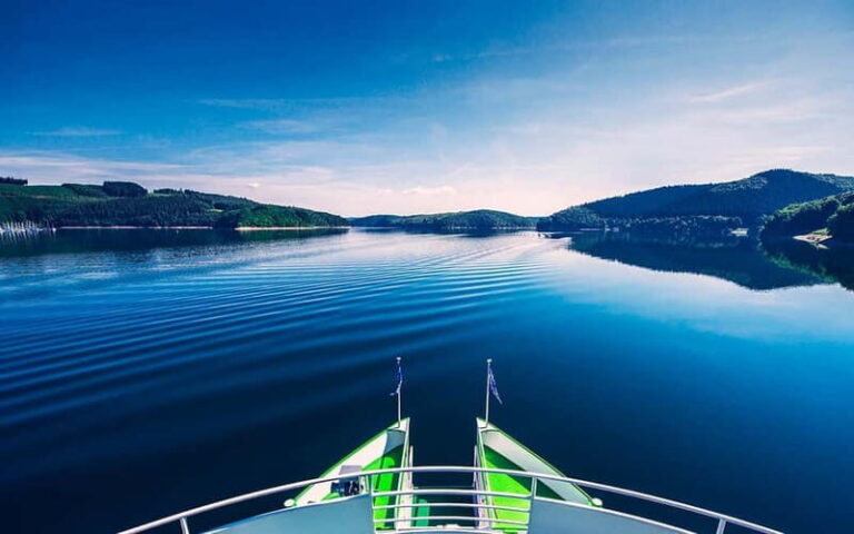 Boat trip on the Biggesee: lake romance in the Sauerland mountains! - An Overview of the Lake Bigge Boat Experience