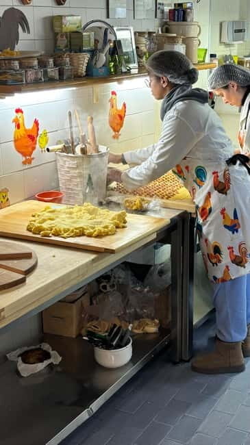 Bologna: Food Tour with Local Chef and Gastronomy Guide - Exploring the Itinerary: From Markets to Masterpieces