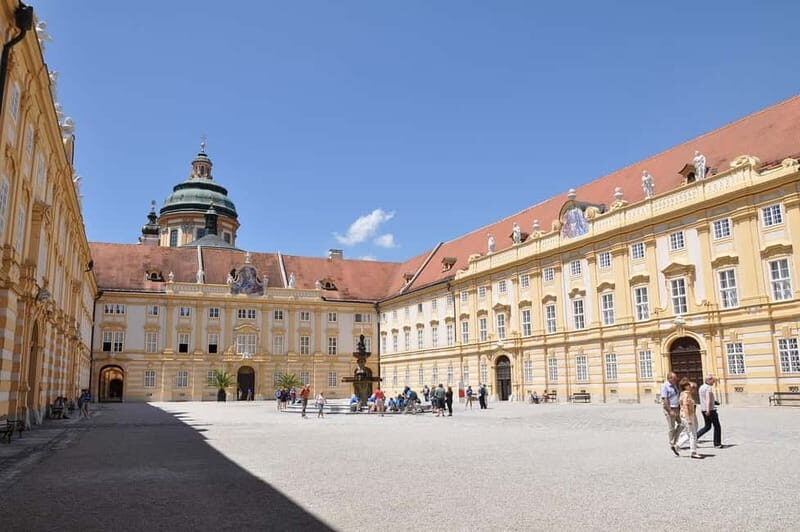 Bratislava/Vienna: Hallstatt, Salzburg, & Alpine Music Tour - Why This Tour Offers Great Value
