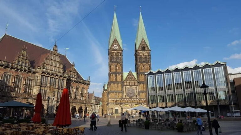Bremen's old town: highlights of the historic city center - Practical Details and What to Expect
