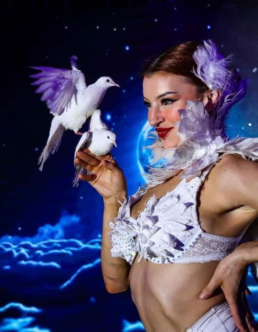 Brighton: Cabaret Carousel Show Ticket - Practical Tips for Making the Most of Your Night