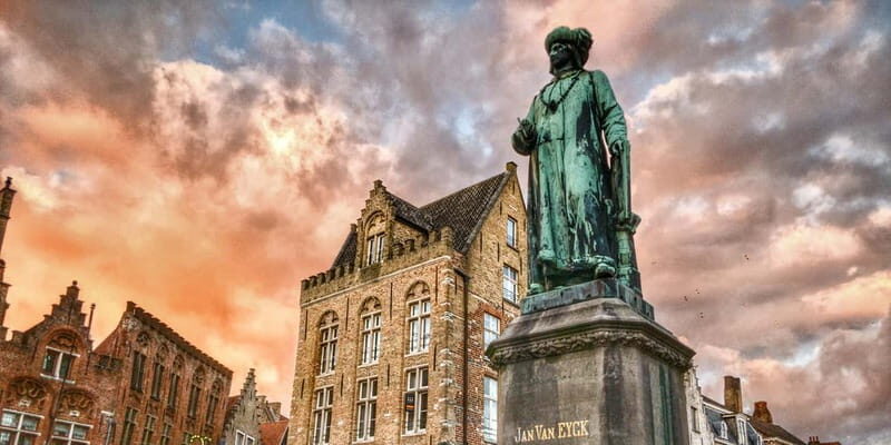 Bruges: Nightly Tales and Untold History Walking Tour - Who Will Love This Tour?