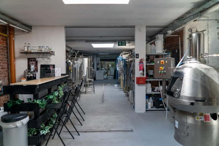 Brussels: Beer Pong in a Micro Brewery and Distillery - Who Should Consider This Experience?