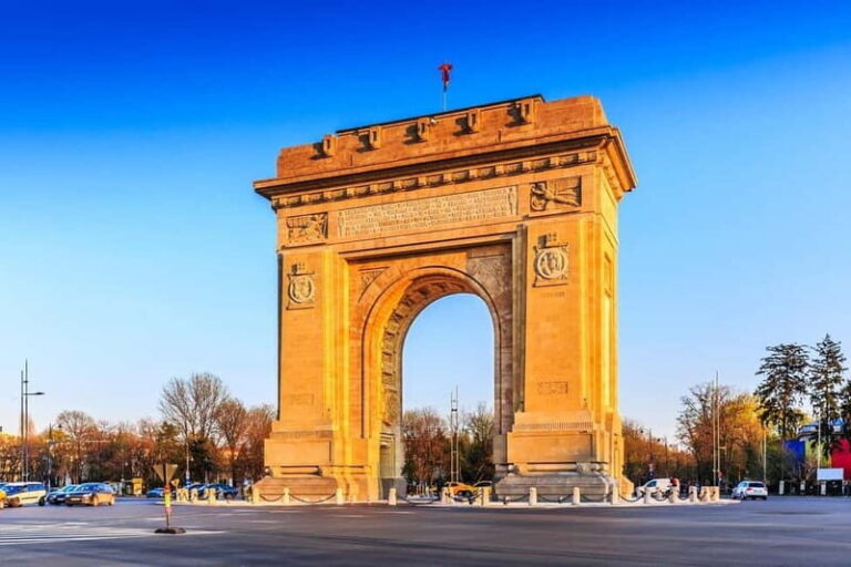 Bucharest: Guided Bus Tour of Old Town and Iconic Places - Who Should Consider This Tour?