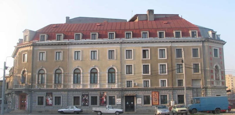 Bucharest: Jewish Heritage Private Walking Tour (group of 8) - Practical Details & What to Expect