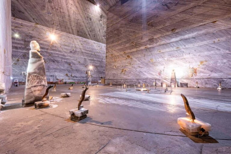Bucharest: Slanic Prahova Salt Mine Private Day Trip - What to Expect from the Salt Mine Tour