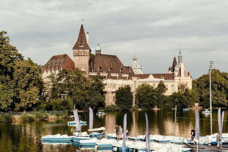 Budapest: Best Gardens Walking Tour & Hungarian Folk Music - Practical Details and What You Can Expect