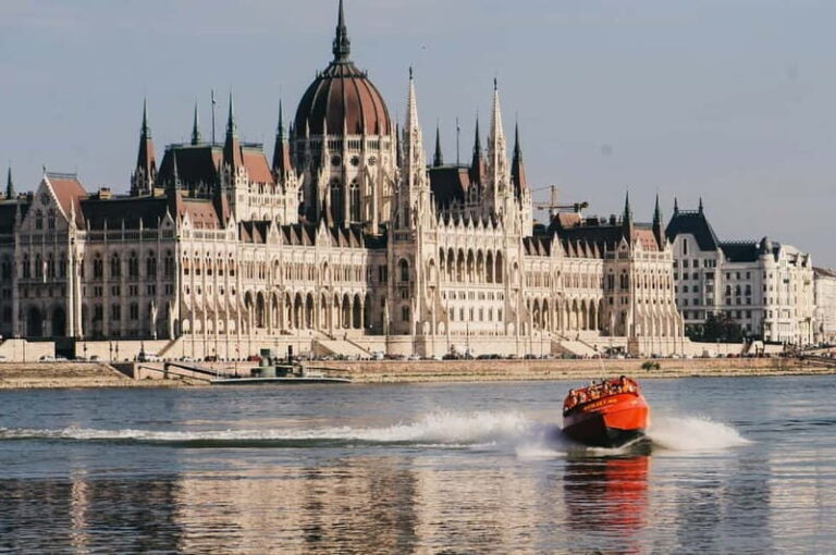 Budapest: Danube Speedboat Experience - What Travelers Love