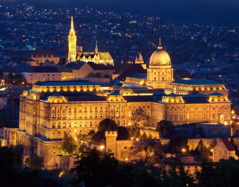 Budapest: Evening Castle Hill Tour with Fishermen's Bastion - The Itinerary: A Closer Look