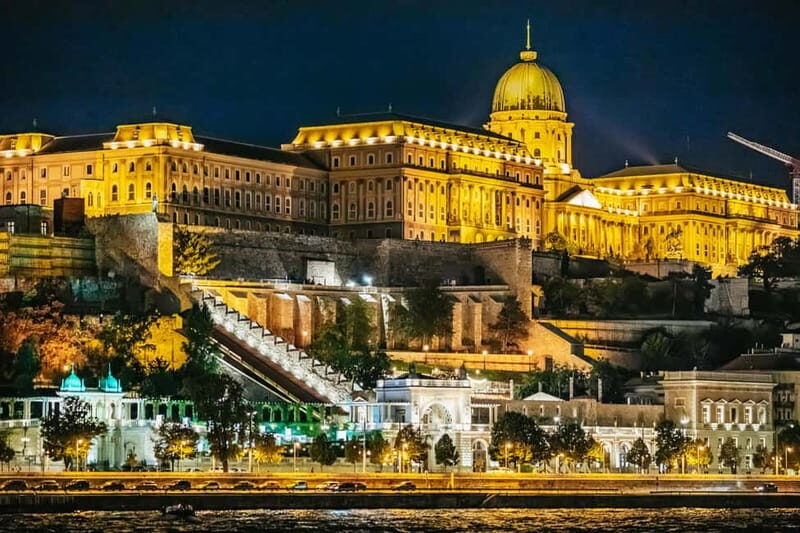 Budapest: Evening Cruise with 4-Course Dinner - What Makes This Cruise Special?
