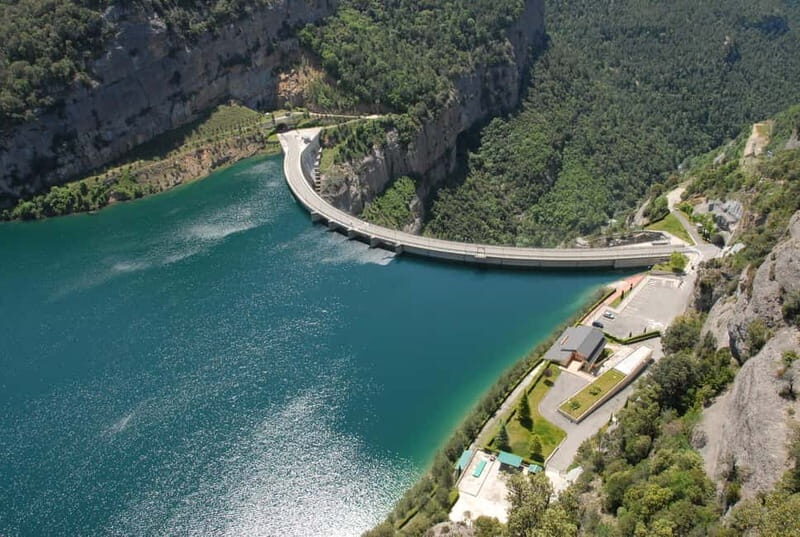Bungee Jump from 122m + Transport from Barcelona - Who Should Consider This Experience?