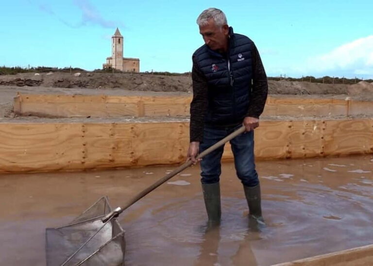 Cabo De Gata Salt Flats: Salt worker for a day. - The Value of This Experience