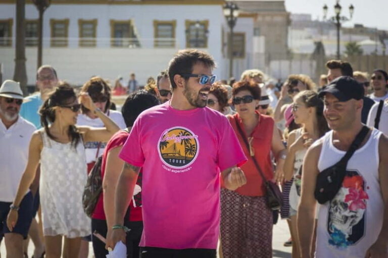 Cádiz: Private Walking Tour with Local Guide - Who Would Love This Tour?