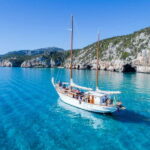 Cala Gonone: Gulf of Orosei Tour with a Vintage Sailing boat - The Itinerary: What to Expect from Dawn to Dusk