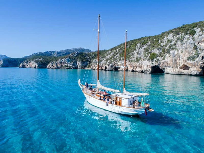Cala Gonone: Gulf of Orosei Tour with a Vintage Sailing boat - The Itinerary: What to Expect from Dawn to Dusk