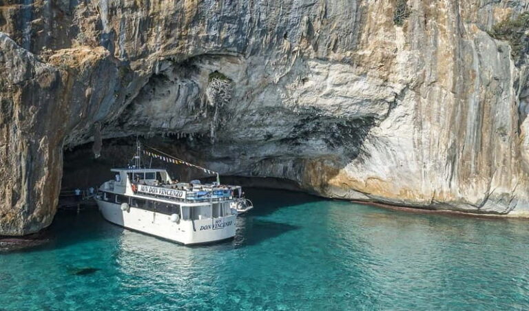 CALA GONONE: taxi boat to Grotta del Bue Marino - What’s Included and What to Expect