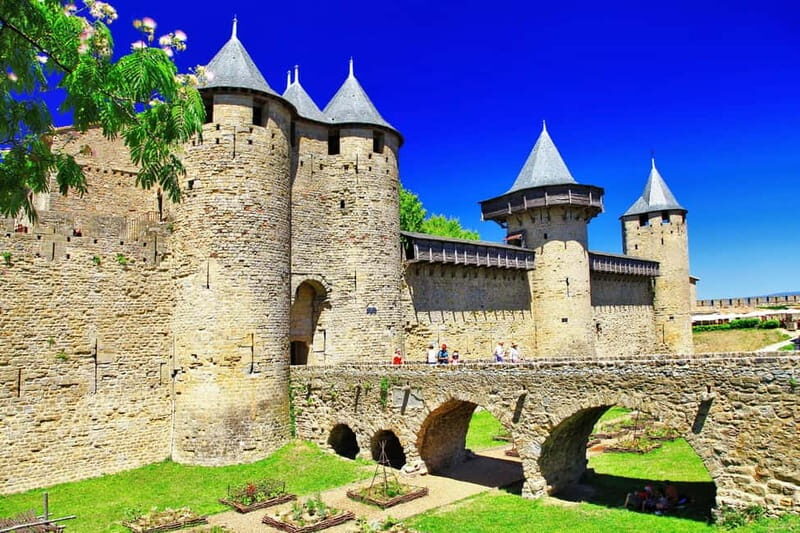 Carcassonne: Express Walk with a Local in 60 minutes - What Makes This Tour Stand Out?