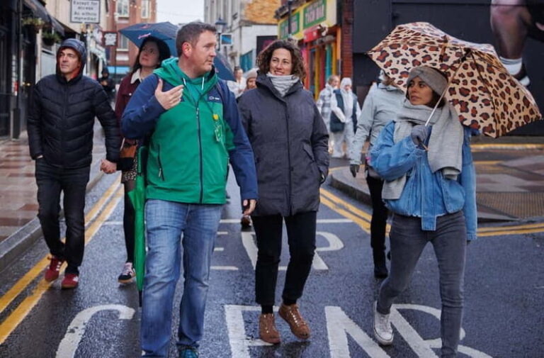 Cardiff: Private Guided Highlights Tour - The Experience of a Guided Tour in Cardiff