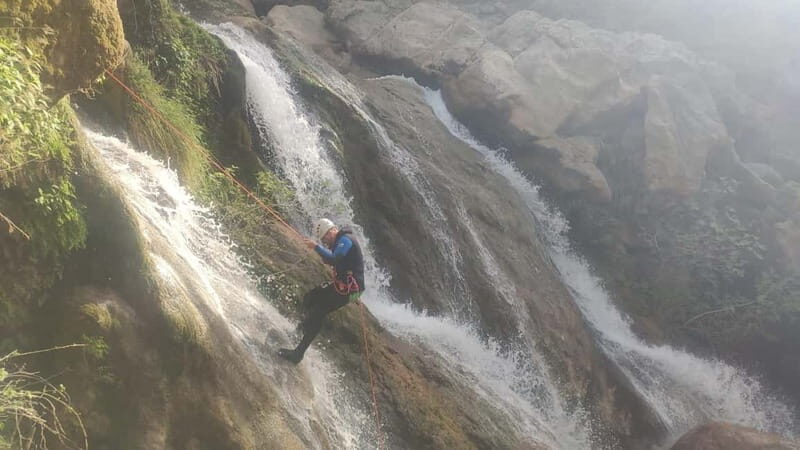 Cazorla: Beginners' Canyoning - Canyoning Experience. - What to Bring and Considerations