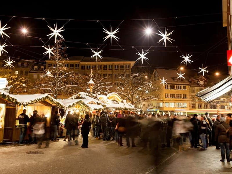 christmas tour in the city of stars - Key Points