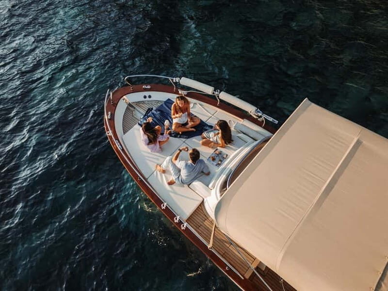Cinque Terre Sunset boat tour : golden hour on the water