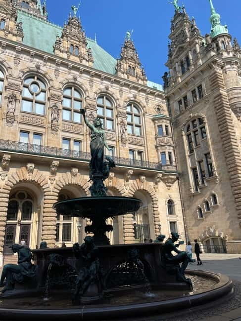 City tour through Hafencity, Speicherstadt... with a real insider! - The Sum Up