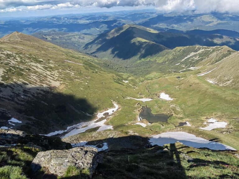 Cluj Napoca: Rodnei Mountains Full-Day Guided Hiking Tour - Transportation, Timing, and Group Size