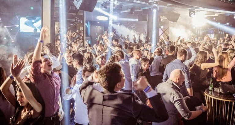 Cluj-Napoca: VIP Dining, Limo ride & Clubbing - The Benefits of a Curated Night Out