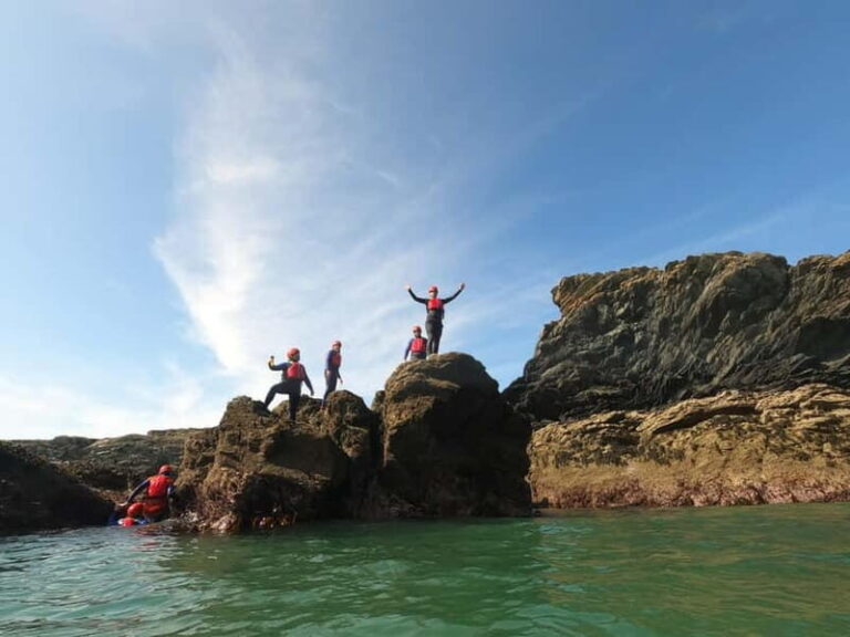 Coasteering on Anglesey, N Wales (cliff jump, climb, swim) - The Highlights in Detail