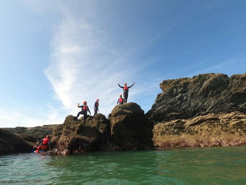 Coasteering on Anglesey, N Wales (cliff jump, climb, swim) - The Highlights in Detail