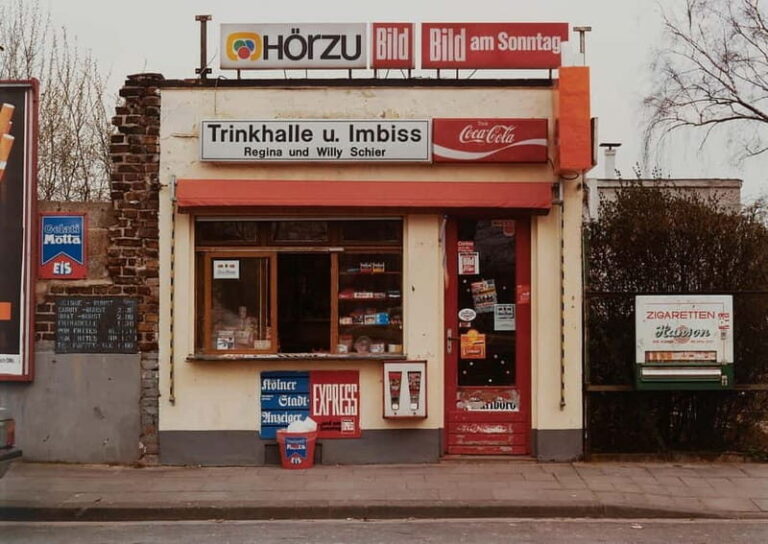 Cologne: "Tata Ronkholz: Shaped World - A Retrospective", exhibition - Practical details and visitor experience