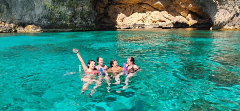 comino and blue lagoon private boat - The Sum Up