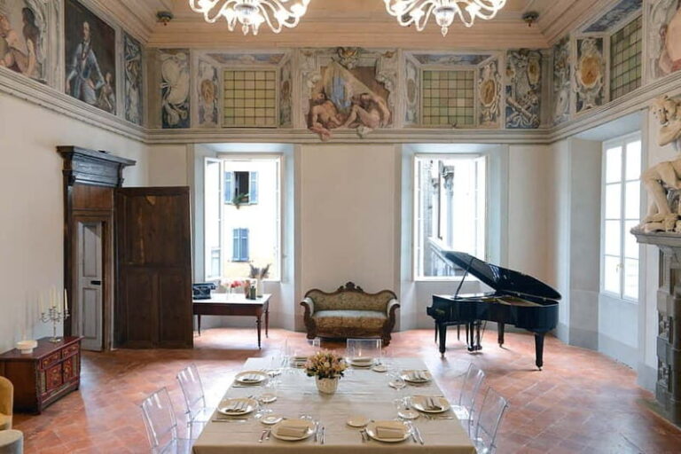 Como: Palazzo Odescalchi Guided Tour with Breakfast - The Art and Architecture Experience