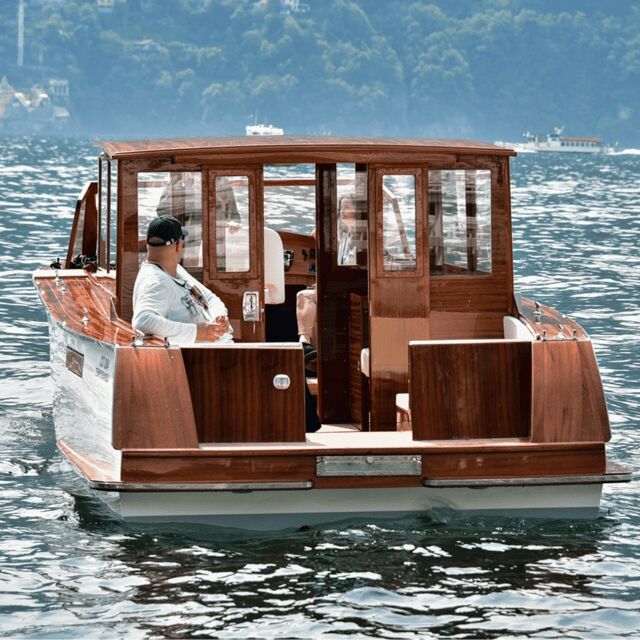 Como: Sunset Shared boat tour with Prosecco aperitif - The Experience: What to Expect During the Tour