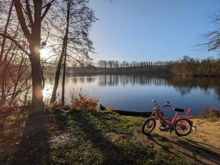 Compiègne : belle promenade "découverte" en Mobylette ! - Discovering the Thematic Routes of Compiègne