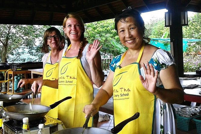Cooking Class and Market Tour at Lanta Thai Cookery School on Koh Lanta - An In-depth Look at the Koh Lanta Cooking Experience
