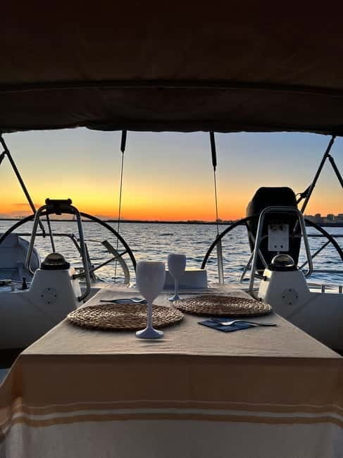 Cruise with dinner in Cagliari - The Culinary Experience