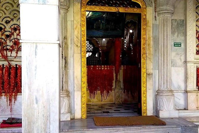 Culture trip in Pune to Aga Khan Palace, a dargah and temples - Exploring Pune’s Heritage: A Full Day Cultural Tour