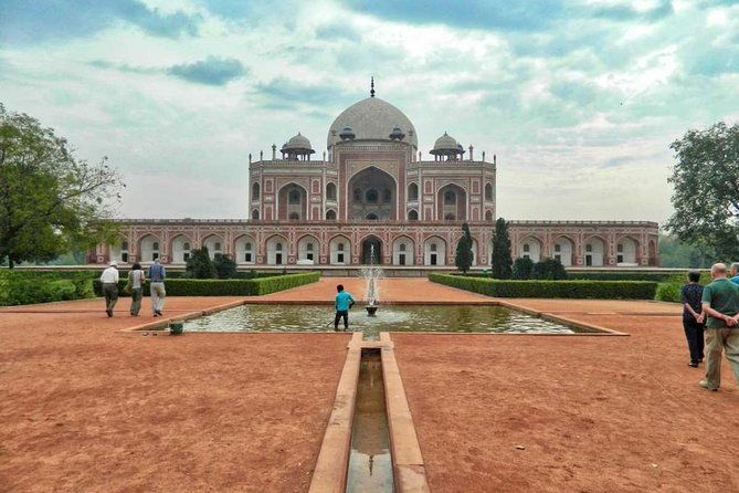 Customizable Private Delhi Tour with Professional Tour Guide - Who Will Benefit Most from This Tour?