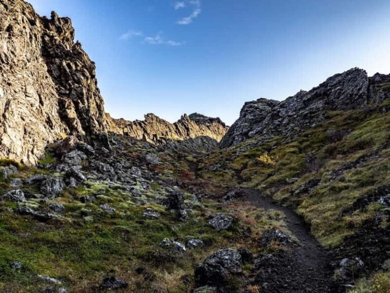 Day Hike to Helgafell: Lava Caves and Elves - easy - Why This Tour Works Well for You