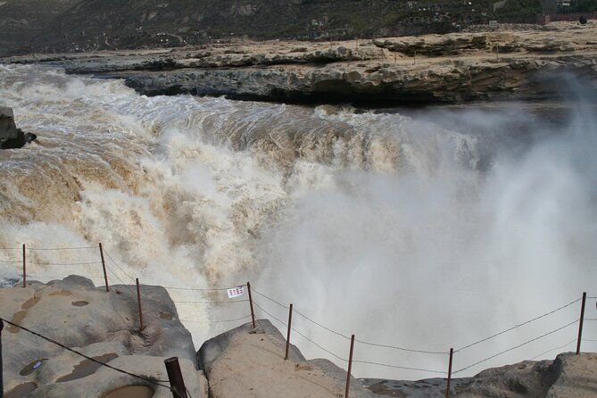 Day Trip to Hukou Waterfall and Huangdi Mausoleum - Key Points