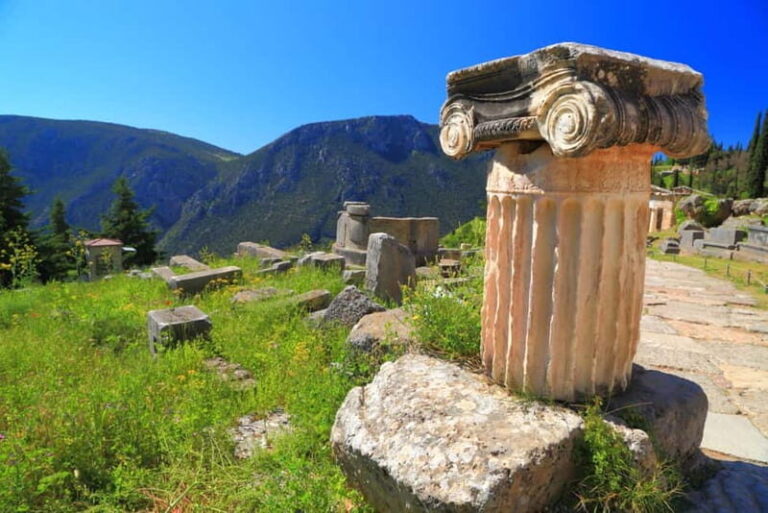 Delphi Site & Museum with Multilingual 3D Audiovisual Tour - Analyzing the Experience: A Closer Look