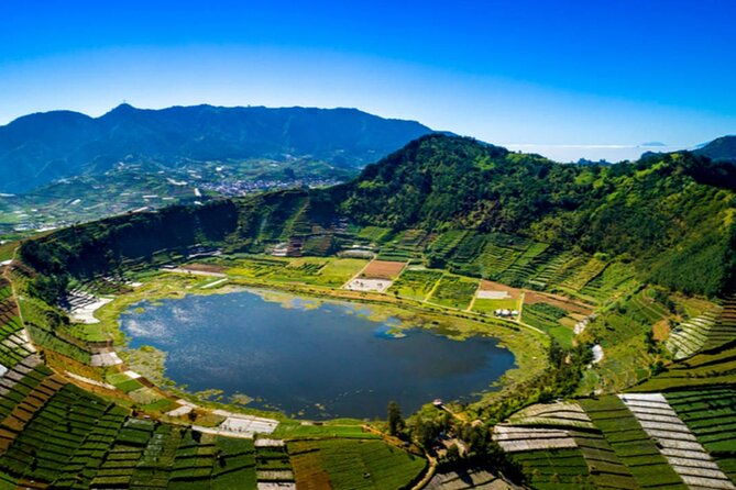 Dieng Plateau with Sikunir Sunrise Full-Day Tour - Witnessing the Sikunir Sunrise