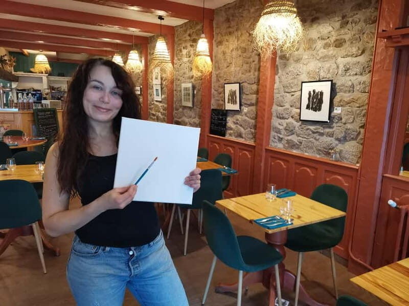 Dinan: Painting experience in a café