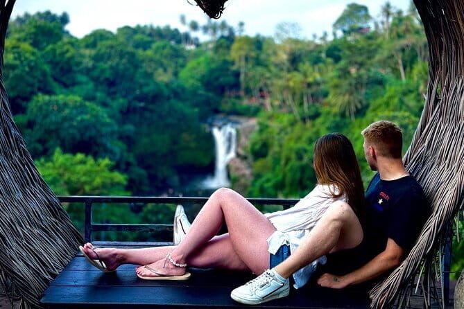 Discover Bali Best Tours: Tanah Lot, Monkey Forest, and Waterfall - Key Points