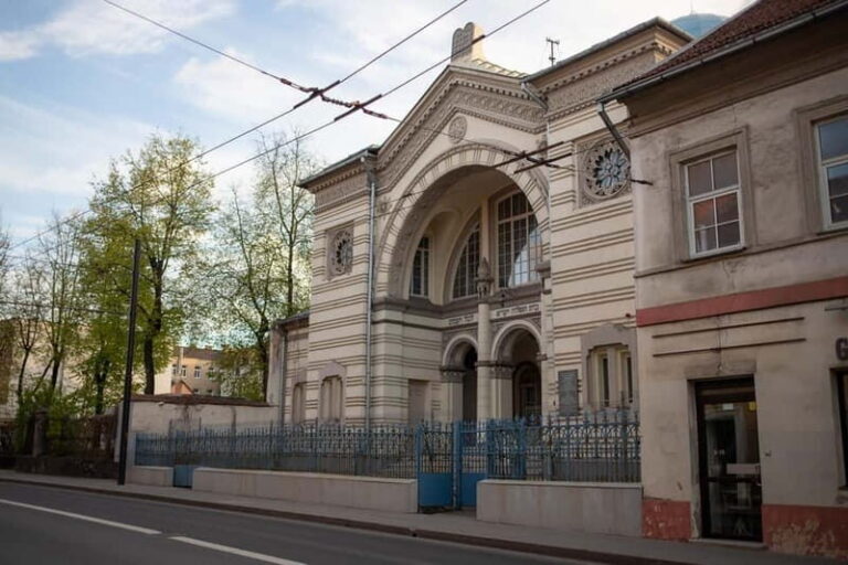 Discover Jewish Vilnius with a Local - Why This Tour Works