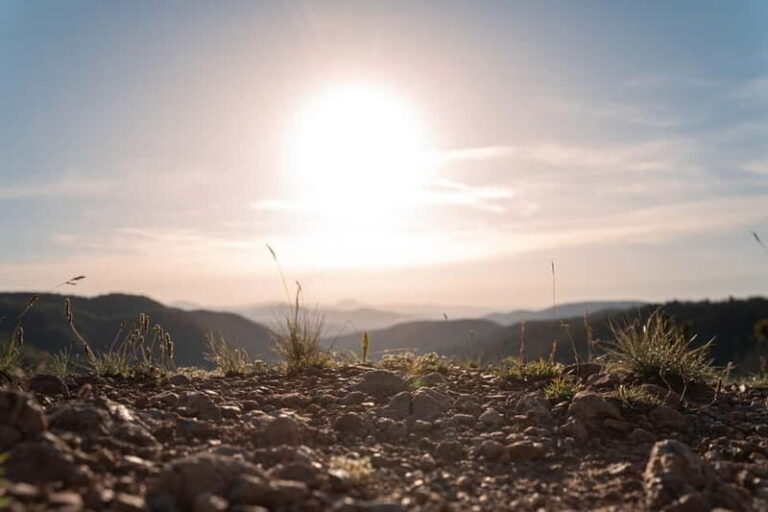 Divibare: Follow the Sun Hiking Tour - Who Should Consider This Tour?