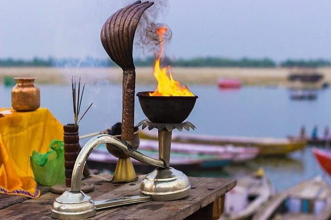 Divine Ganga Aarti in Haridwar and Rishikesh Tour - Key Points