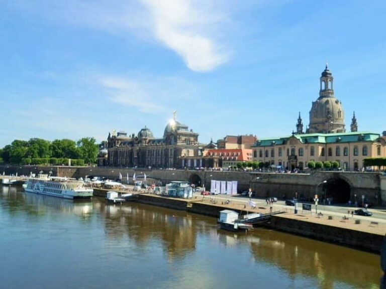Dresden: Boat Cruise with Wine Tasting and Snacks - The Vineyards and Wine Tasting