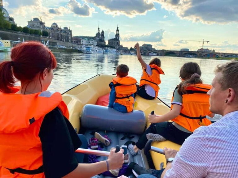 Dresden: Boat tour - in a rubber dinghy from Pillnitz to Dresden - Authentic Experiences from Past Participants